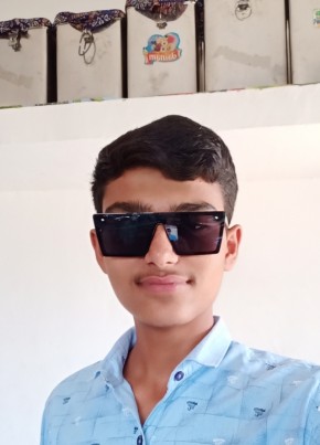 Nikhil, 18, India, Nashik