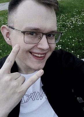 Илья из Ивантеевка (Московской обл.) 22 года