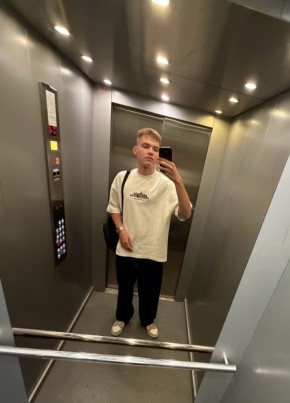 Oleksandr из Варны 18 лет