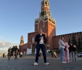 Ilya, 20, Moscow