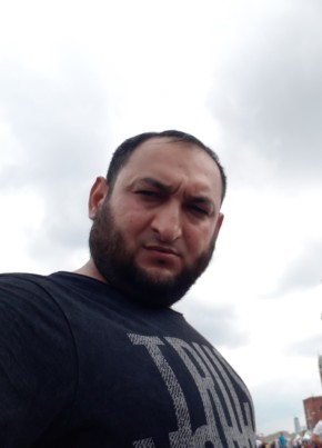 Азис из Москвы 41 год