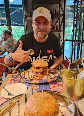 Maksim, 39, Russia, Saint Petersburg