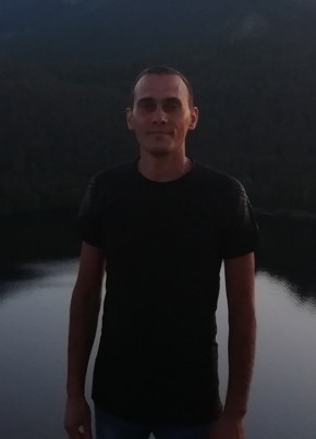 Денис из Твери 41 год