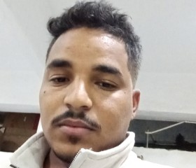 عمر, 22, Cairo