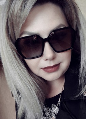 Анна из Луганска 40 лет