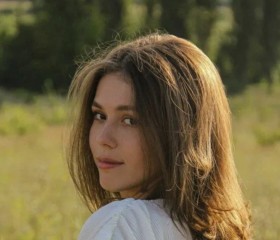 Polina, 24, Donetsk