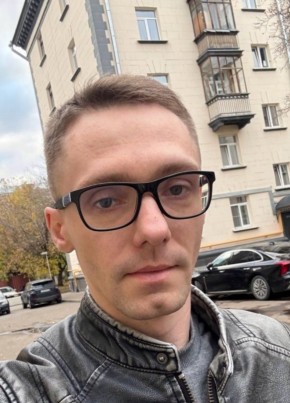 Денис из Москвы 36 лет