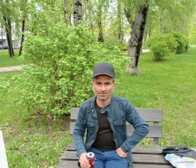 Karo Armenin, 41, Moscow