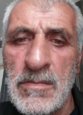 Шарухан из Кизилюрта 49 лет