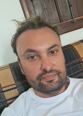 Daniel из Amadora 37 лет