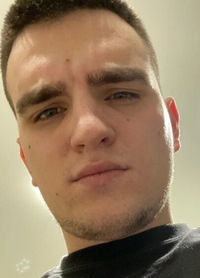 Альберт из Севастополи 22 года