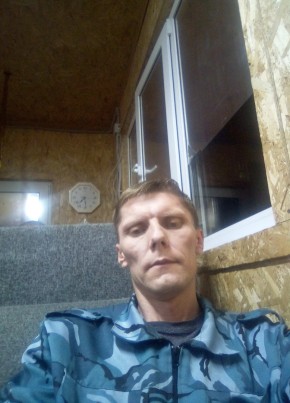 Гавриил, 40, Россия, Лесосибирск