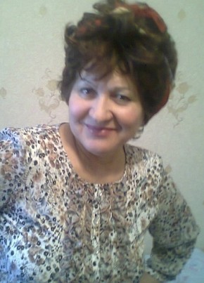 Алена, 71, Россия, Калининская