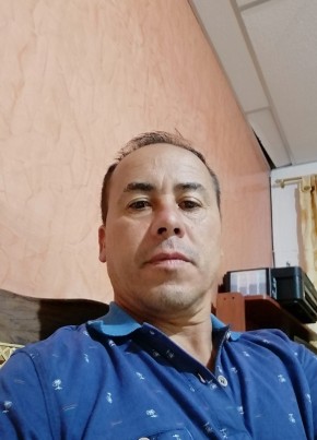 José из Santafe de Bogotá 40 лет