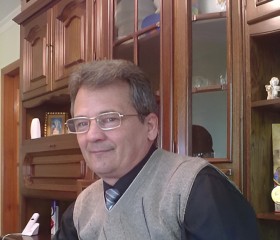 Alexandru, 67, Chisinau