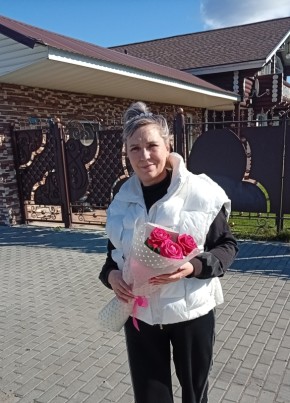 Елена из Новосибирска 49 лет