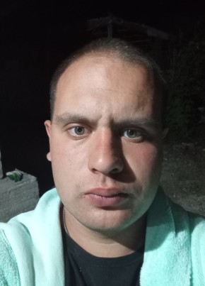 Кирилл из Валуйки 22 года