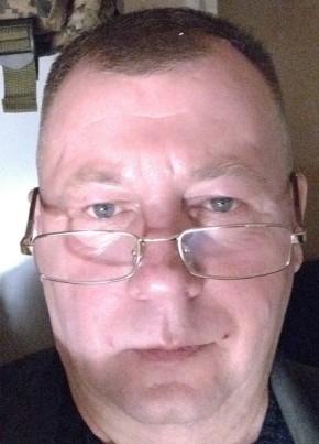 Кирилл, 56, Россия, Санкт-Петербург