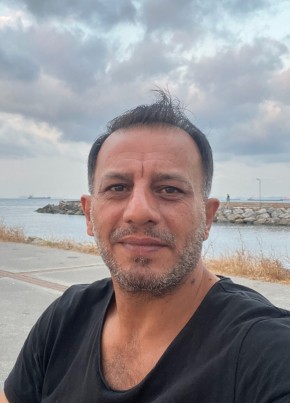 Ali esen из İstanbul 51 год