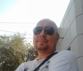 Антон, 45 лет, Саратов