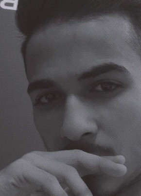 Harsh Kumar из Можайска 23 года