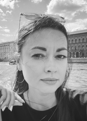 Елена из Воронежа 38 лет