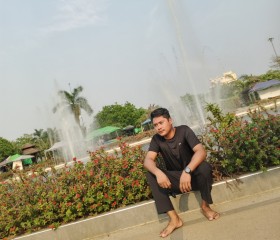 Ring moe, 29, Nay Pyi Taw