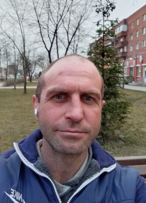 Александр Лапсин из Тосно 40 лет