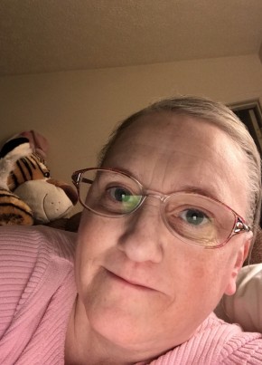Carrie, 51, United States of America, Lancaster (State of Ohio)