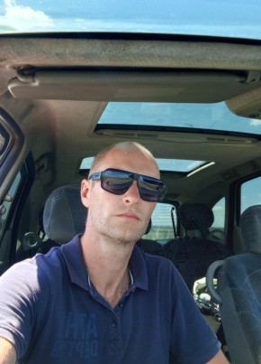 Aleksandr, 40, Russia, Pavlovsk (Voronezj)