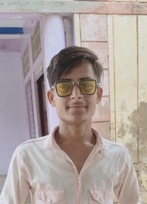 Shiam, 18, India, Jalesar