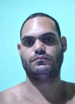 Val, 39, República Federativa do Brasil, Simões Filho