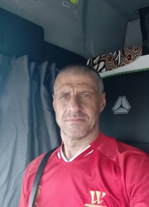 Aleksandr, 52, Russia, Kinel