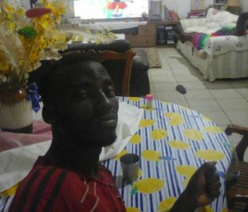 M. JEFE KHADAFI, 23, Douala