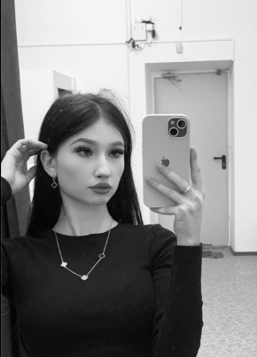 арина из Урюпинска 25 лет