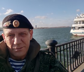 Aleksandr, 50, Brussels