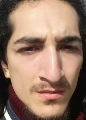 Emre Ozden, 26, Türkiye Cumhuriyeti, Bergama