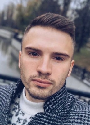 Дмитрий из Москвы 32 года