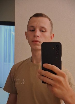 Юрий из Краснодара 20 лет