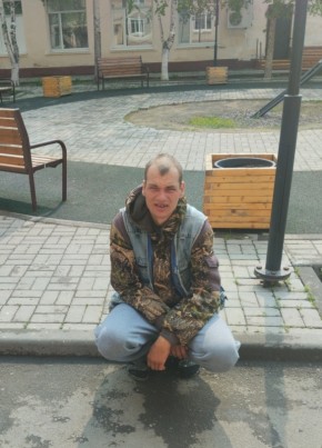 Иван, 32, Россия, Черниговка