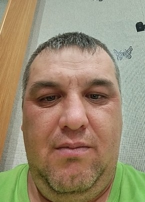 Михаил из Москвы 18 лет