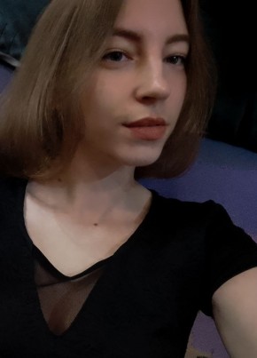 Вероника Шубина из Саратова 29 лет
