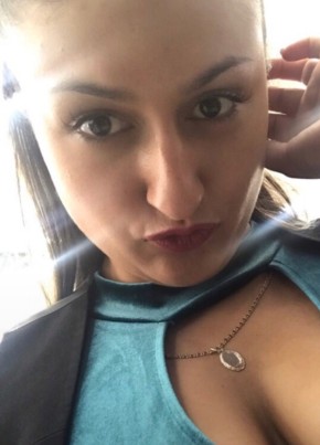 Elena, 32, Russia, Moscow