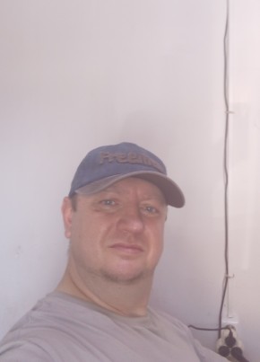 Dmitriy, 46, Russia, Simferopol
