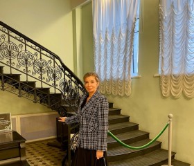 Elena, 46, Saint Petersburg