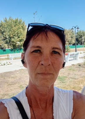 Вика из Ершова 47 лет