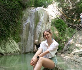 Kessi, 19, Saint Petersburg