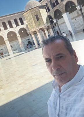 احمد из حَوَلِّي 54 года