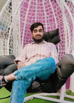 Sumit Mehta, 18, India, Husainābād