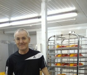 pavel Volkanov, 67, Ra anana